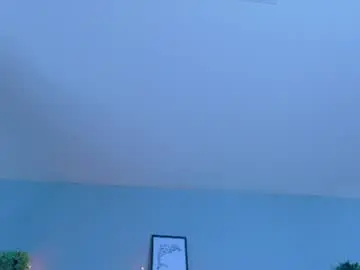 Crystalyounng__  live sex cam