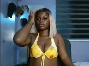 Cumebonysecret  live sex cam