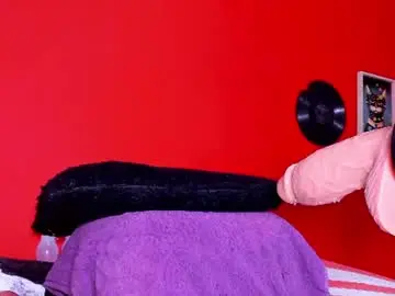 Daisyhotgirl69  live sex cam