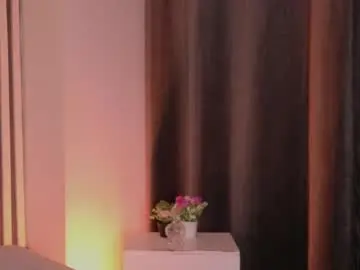 Dea_athenea  live sex cam