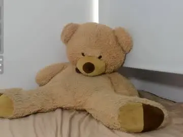 Ibby_love  live sex cam