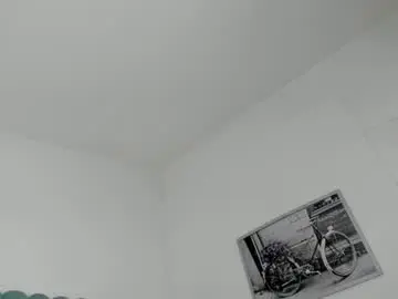 Kim2_t  live sex cam