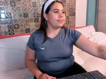 Luna_velvett_  live sex cam