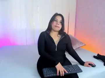 Luna_velvett_  live sex cam