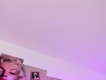 Milu_cooper  live sex cam