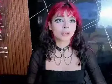 Raven_rox_  live sex cam
