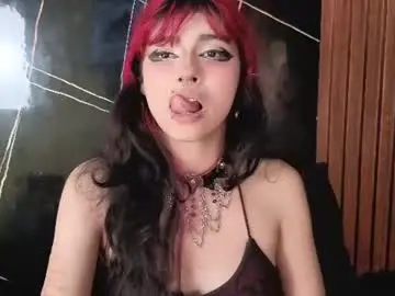 Raven_rox_  live sex cam