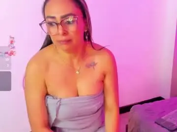 Scarlet__69  live sex cam