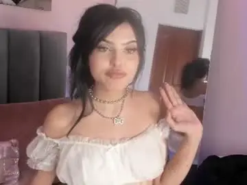 Brattystar  live sex cam