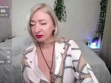 Hunters_woman  live sex cam