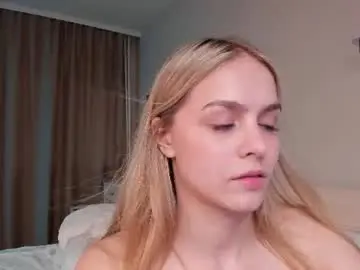 Leviavillat  live sex cam