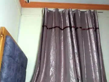 Lilpretty16  live sex cam