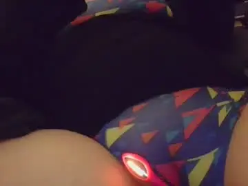 Makemewatch  live sex cam
