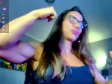 Missale  live sex cam