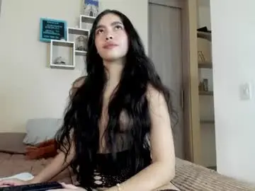 Sophiebellucci  live sex cam