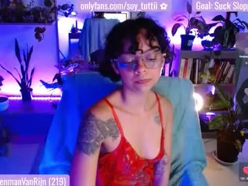 Sweet_bluee  live sex cam