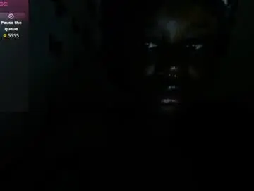 Sweetjuicyclit  live sex cam