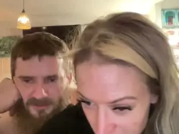 Swifty131313  live sex cam