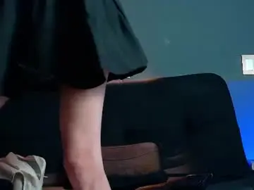 Trinity_jonnes  live sex cam