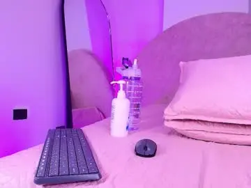 Violeta_london  live sex cam