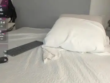 Candy_millers  live sex cam