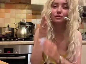 Evapresti  live sex cam