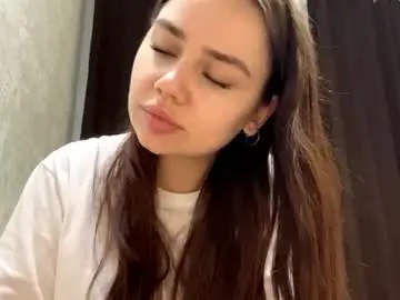 Kareystutsman  live sex cam