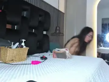 Levana1  live sex cam