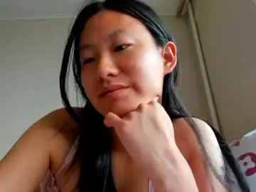Leyahanami  live sex cam