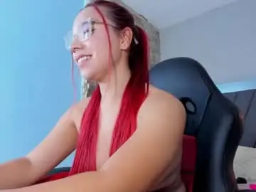 Lucia_khan  live sex cam