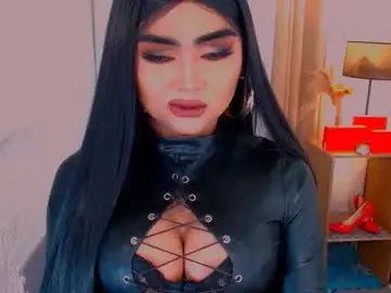 Luxsasha  live sex cam