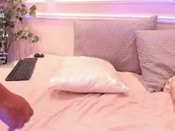 Maia_lion  live sex cam