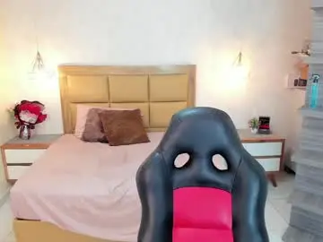 Mileyjoas  live sex cam