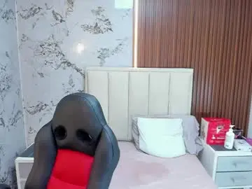 Mileyjoas  live sex cam