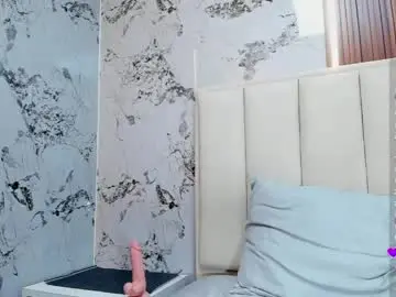 Mileyjoas  live sex cam