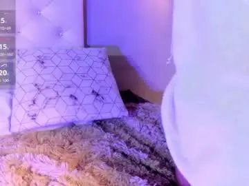 Nicollee_heart  live sex cam