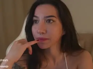 Pearly_dream  live sex cam