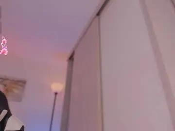 Saracavali  live sex cam