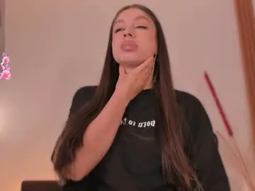Saracavali  live sex cam