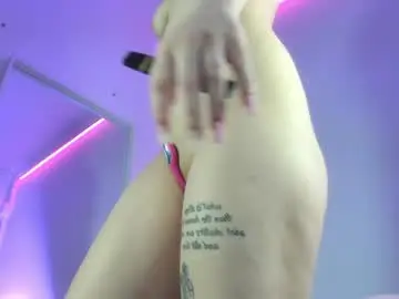 Scarletflameee  live sex cam