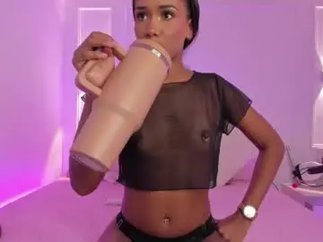 Sofynovoa  live sex cam