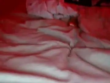 Tootsiefoote001  live sex cam