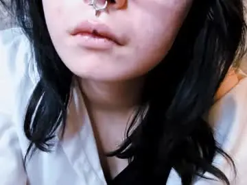 Alberthamazierski  live sex cam