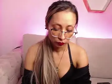 Alexia_james_  live sex cam