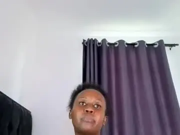 Alotta_titties  live sex cam