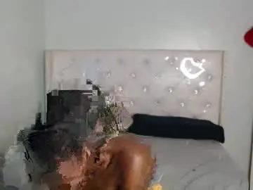 Blackmelaninqueen  live sex cam