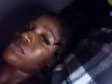 Camillasoofine  live sex cam