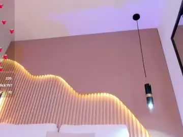 Crystal_star16  live sex cam