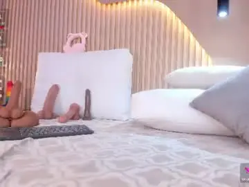 Crystal_star16  live sex cam
