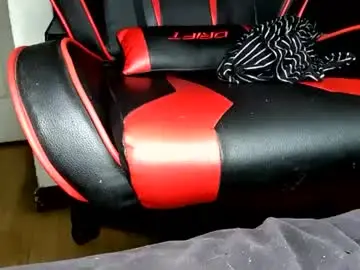 Ftm_demian  live sex cam